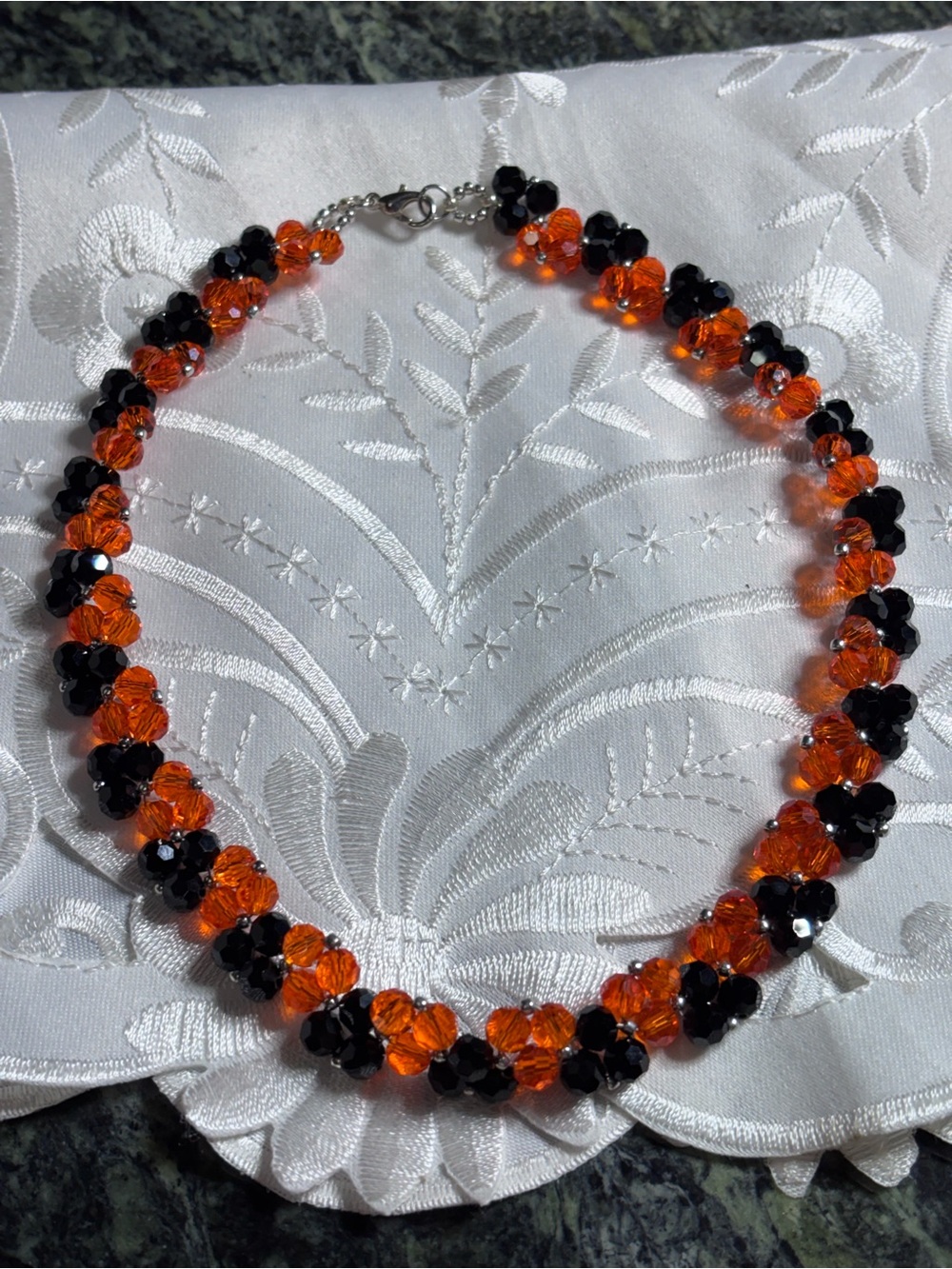 Black and Orange faceted glass beaded Necklace and Earring Set 16.25 in - Picture 4 of 8